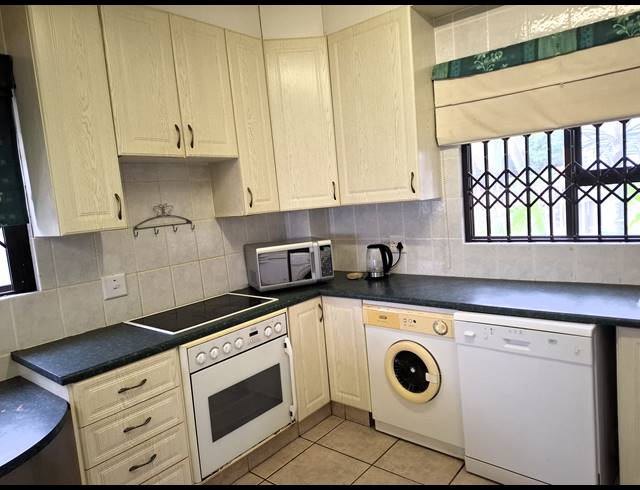 4 BEDROOM APARTMENT FOR SALE IN MANABA BEACH